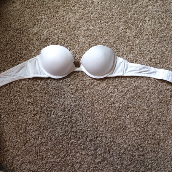 White Strapless Push Up Bra