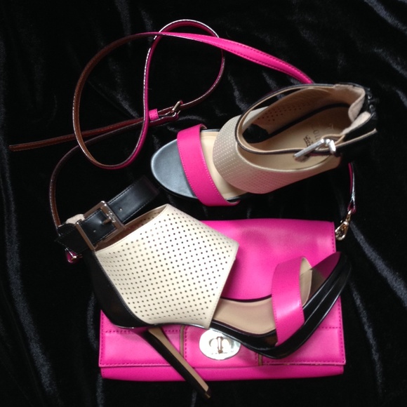 Juicy Couture Shoes - BNIB Juicy Couture Heels 💗⚫️👠