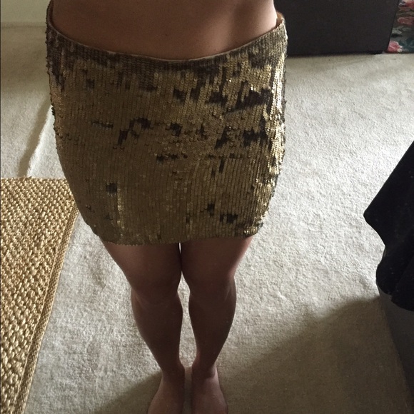 Mini skirt - Picture 3 of 4