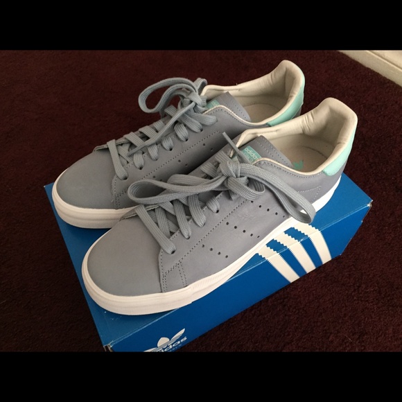 Adidas Shoes - Adidas Originals (Stan Smith)