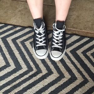 black high top converse