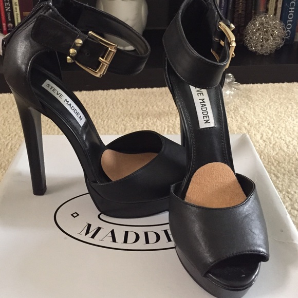 Steve Madden heels
