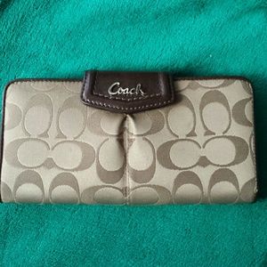 Coach wallet for women