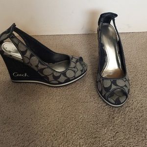 Signature Coach wedges