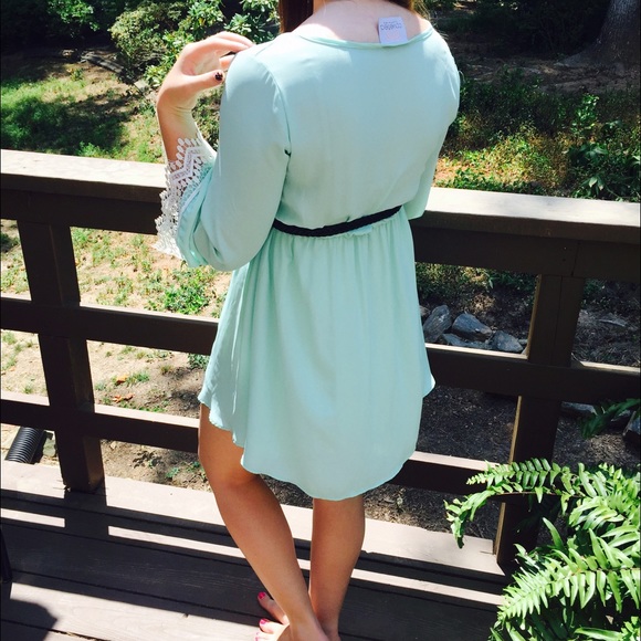 Mint & Lace Bohemian Dress - Picture 2 of 3