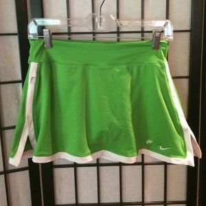 Green workout skirt