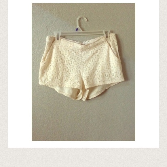 Rewind crotchet Lace shorts 😊 - Picture 3 of 4