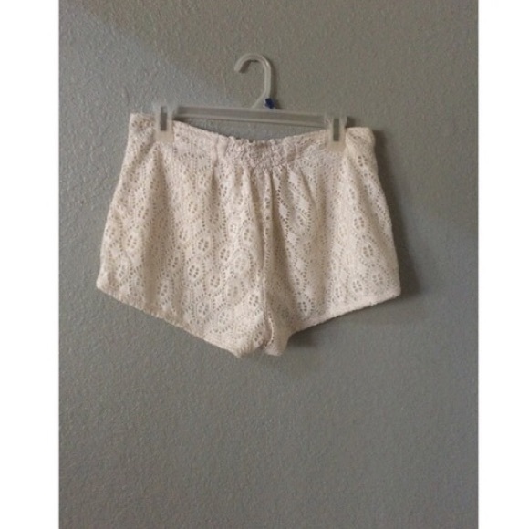 Rewind crotchet Lace shorts 😊 - Picture 4 of 4