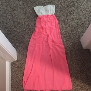 Manito brand maxi. Hot pink and white