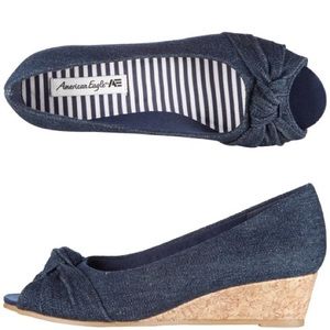 American Eagle Blue Denim 3” Wedges Size 7 1/2