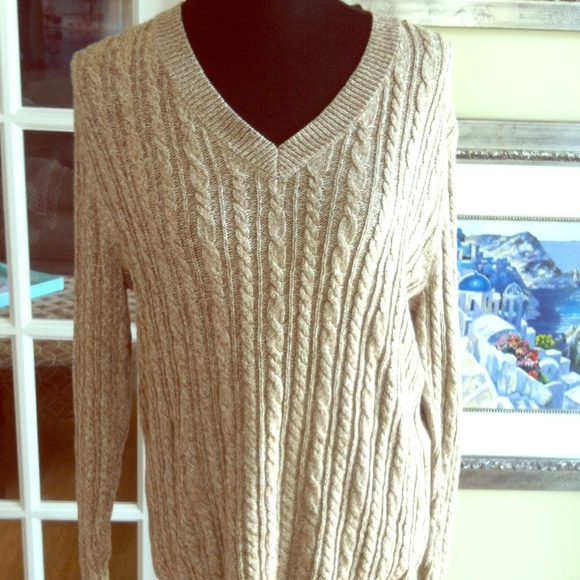 Croft & Barrow Sweaters - TAN &WHITE KNIT V NECK SWEATER