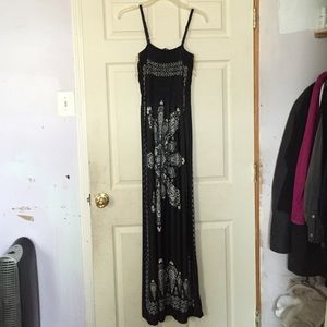 MAXI BLACK AND WHITE SUMMER DRESS
