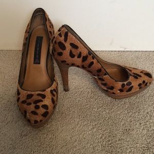 Steven by Steve Madden leopard pumps