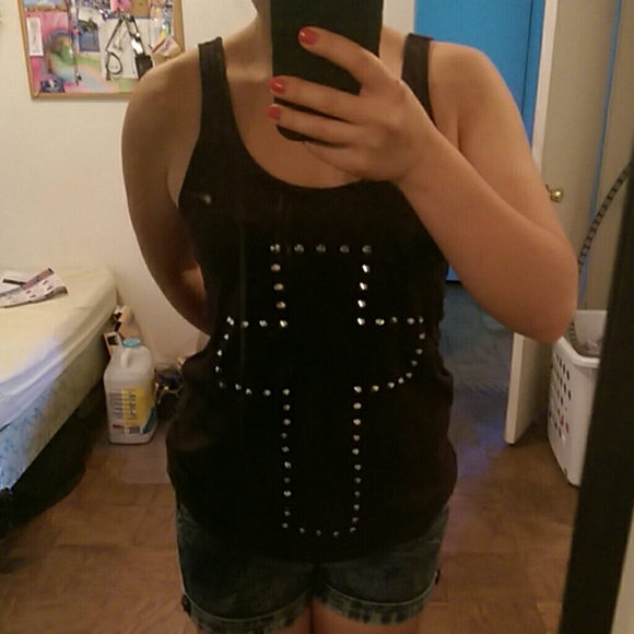 Windsor studded tee