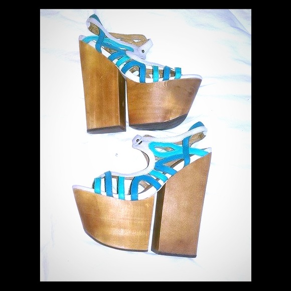 Jeffrey Campbell Follies