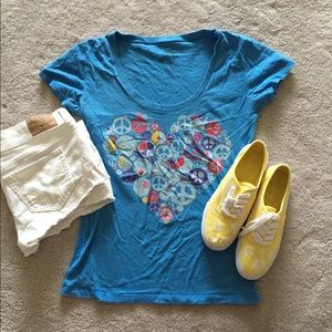 Blue graphic heart tee