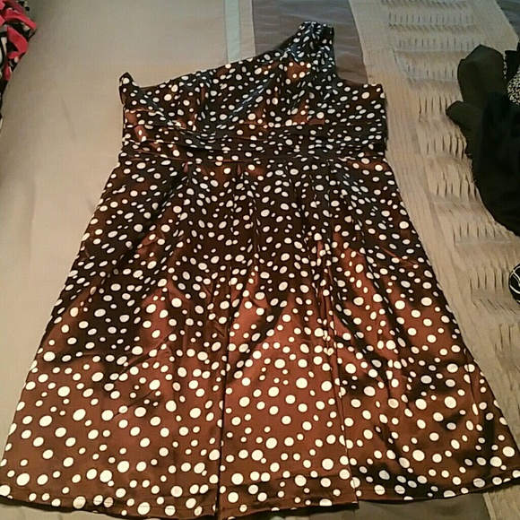 Brown /w white dots dress
