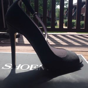 Shoemint Shoes - Shoemint Lindsey Black Snake Print Peep Toe Heels Shoemint Shoes - Shoemint Lindsey Black Snake Print Peep Toe Heels