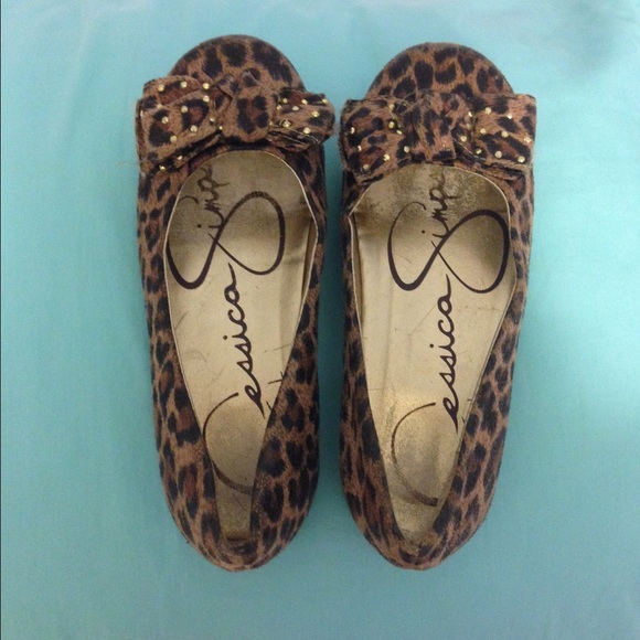 Jessica Simpson cheetah print flats