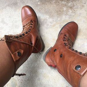 Steve Madden Lace Up Boot
