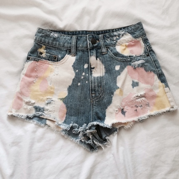 BDG Shorts - Dip-dyed High Waisted Shorts BDG Shorts - Dip-dyed High Waisted Shorts