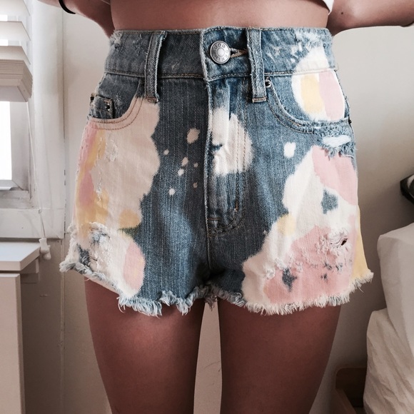 BDG Shorts - Dip-dyed High Waisted Shorts BDG Shorts - Dip-dyed High Waisted Shorts