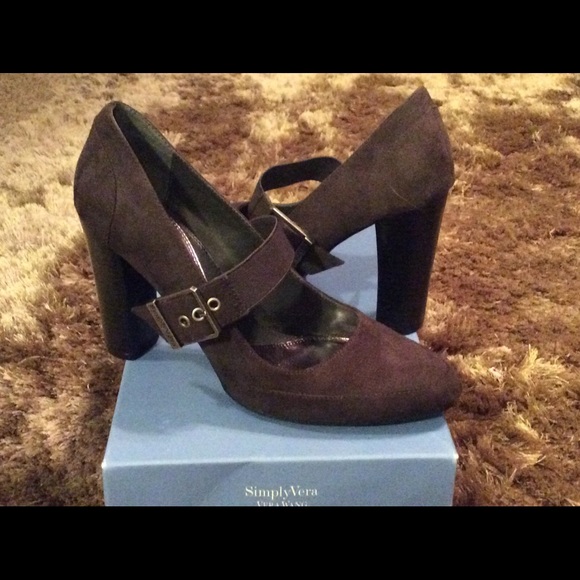 Simply Vera Wang charcoal heels
