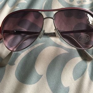 Steve Madden sunglasses