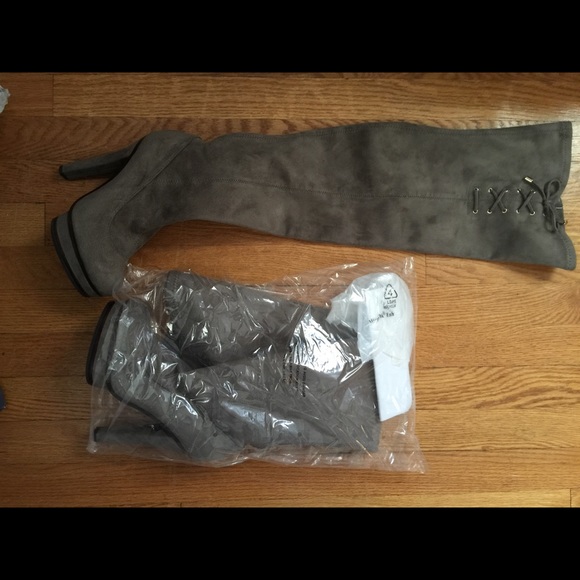 Jennifer Lopez Knee High Heel Boots