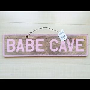 Brandy Melville Sign