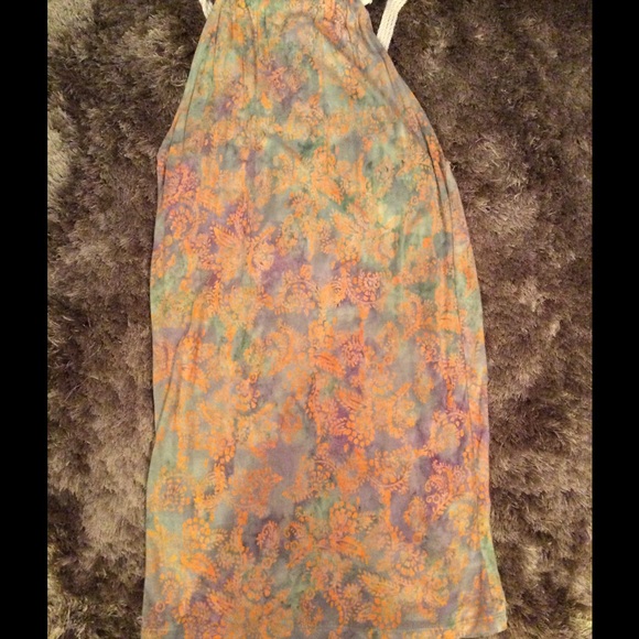 Boutique summer top - Picture 2 of 3