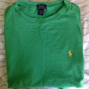 Green polo tee. Boys 18/20