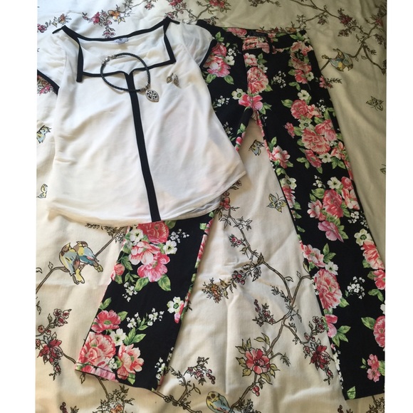 Sassy floral bundle