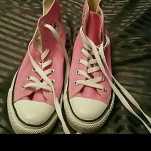 Pink converse