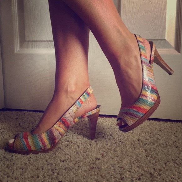 Rainbow heels