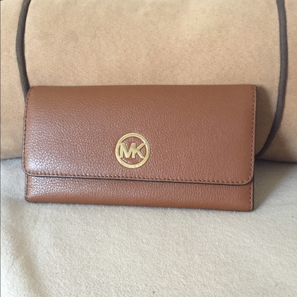 Brown leather Michael Kors wallet