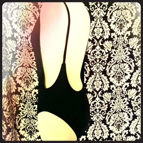 Backless one piece