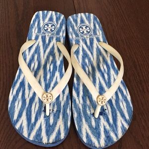 Tory burch flip flops