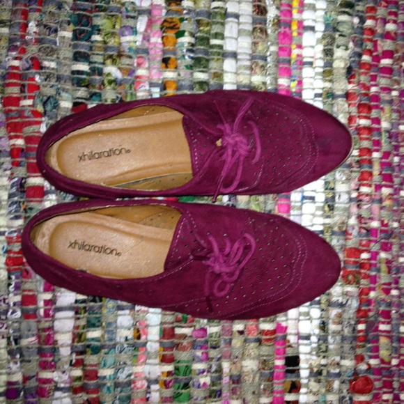 Burghandy felt Oxfords