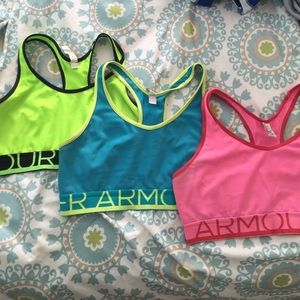 3 UA sports bras