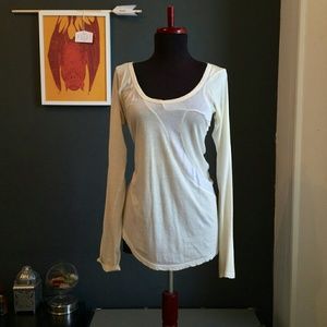 CLU - Scoop neck long sleeve shirt (M)