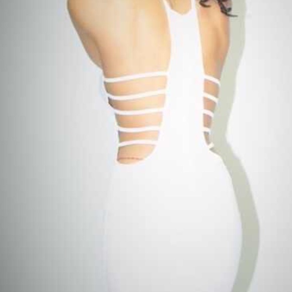 ADEYEMI HOLLOW SIDELESS DRESS - Picture 2 of 4