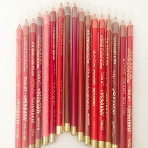 Lot of 17 colorful new Lip liners