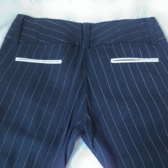 Alice + Olivia Low-rise Pinstripe Pants - Picture 4 of 4