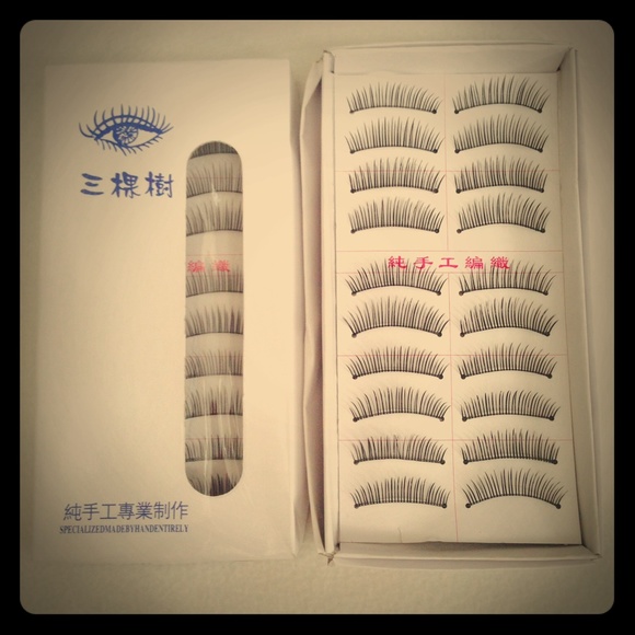 20 pairs of Eyelashes