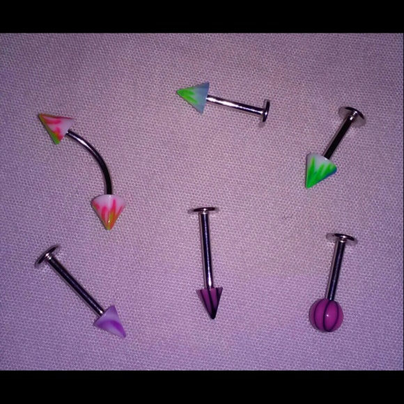 Never worn. 3 studs for $5