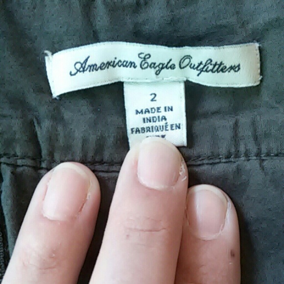 American Eagle Outfitters.... - Picture 3 of 4