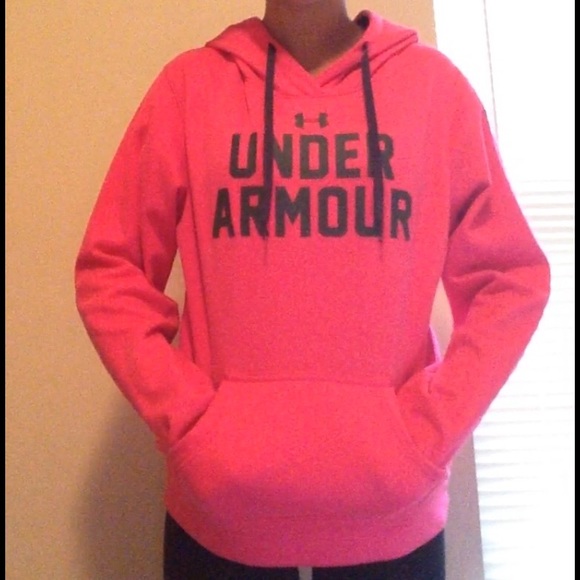 Under Armour Jackets & Blazers - Under Armour sweat shirt