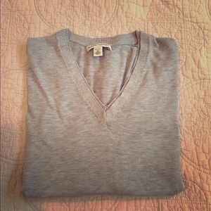 Banana Republic Gray V-Neck Sweater, XS