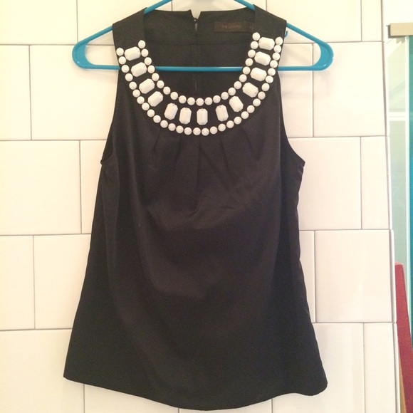 Sold Must go:::Black Tank - Picture 2 of 2